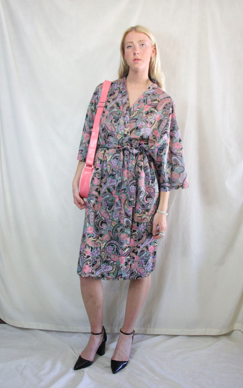 Rent vintage 1970's printed kimono dress with matching waist belt