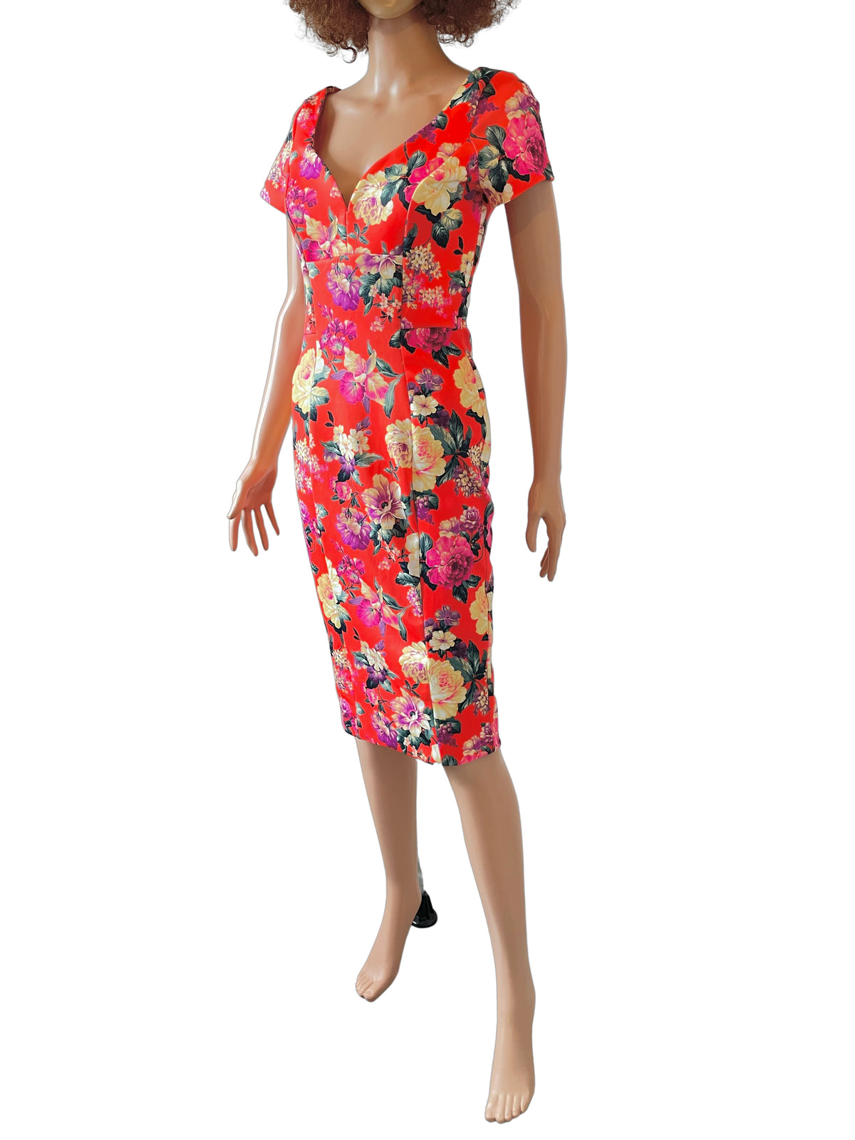Rent Vintage and Pre-loved Dresses