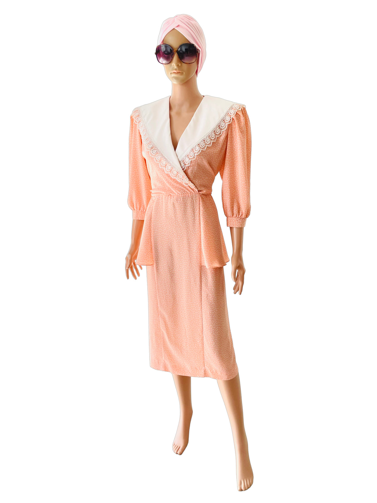 Rent Vintage and Pre-loved Dresses