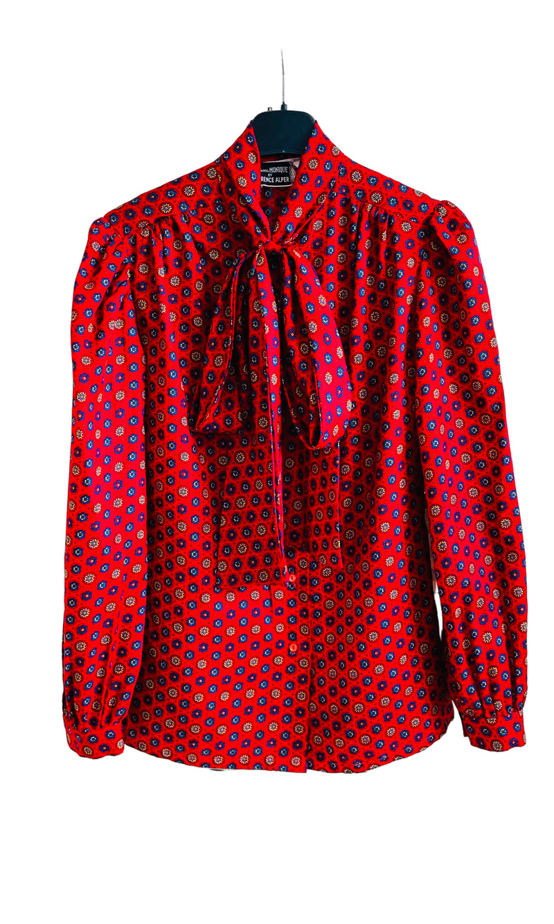 The leading fashion rental site for vintage and pre-loved fashion rentals from WearMyWardrobeOut At WearMyWardrobeOut we rent over 700 dresses to hire we hire designer bags rent dress rental and alteration services Rent luxury vintage fashion in Bristol Rent Vintage Y2k prom dress rental wedding dress rental couture