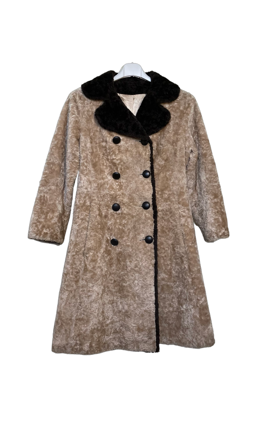 Rent French vintage faux fur coat