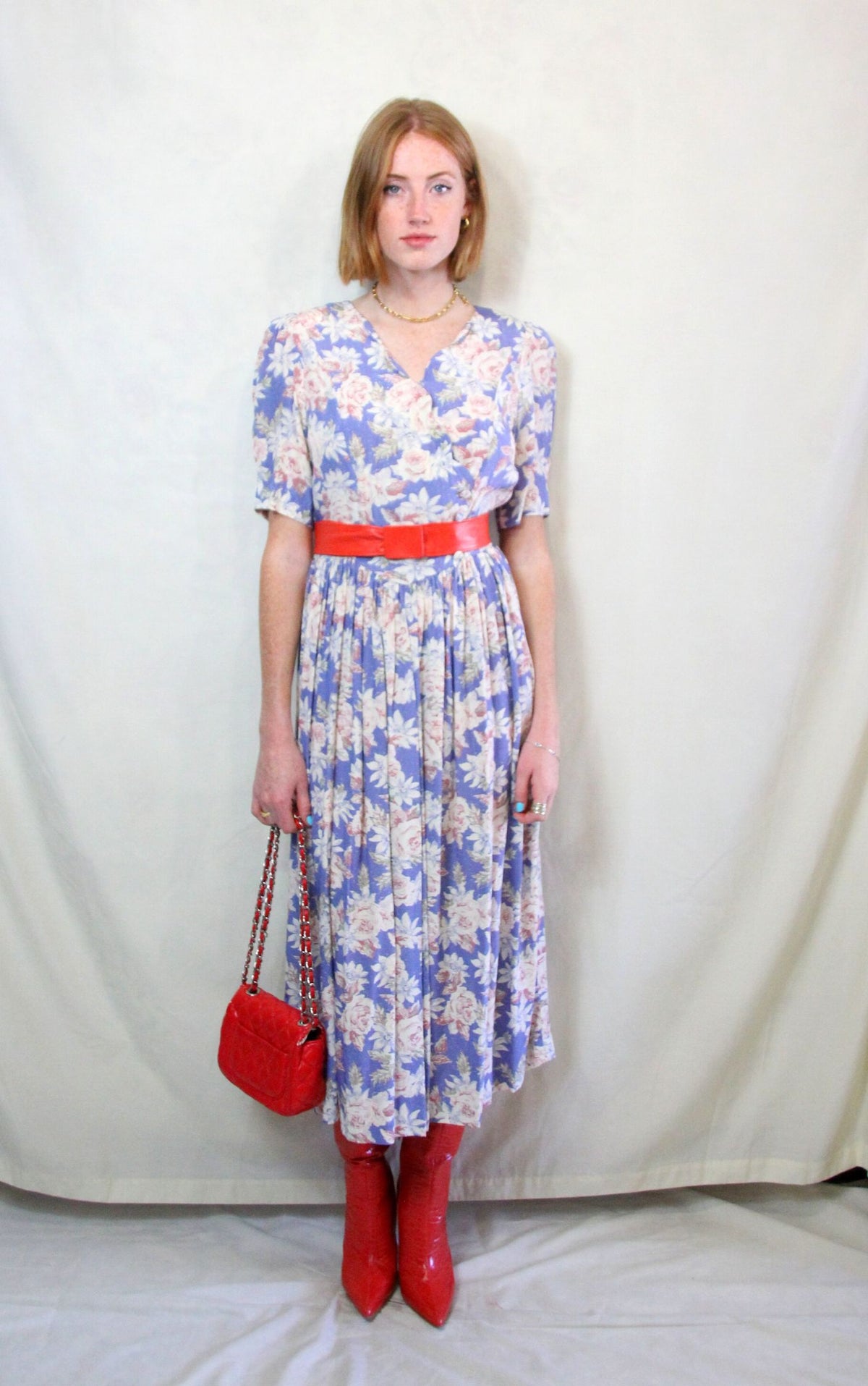 Rent Vintage Laura Ashley floral midi dress in lilac and floral print