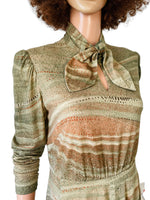1970s Vintage patterned long-sleeved dress