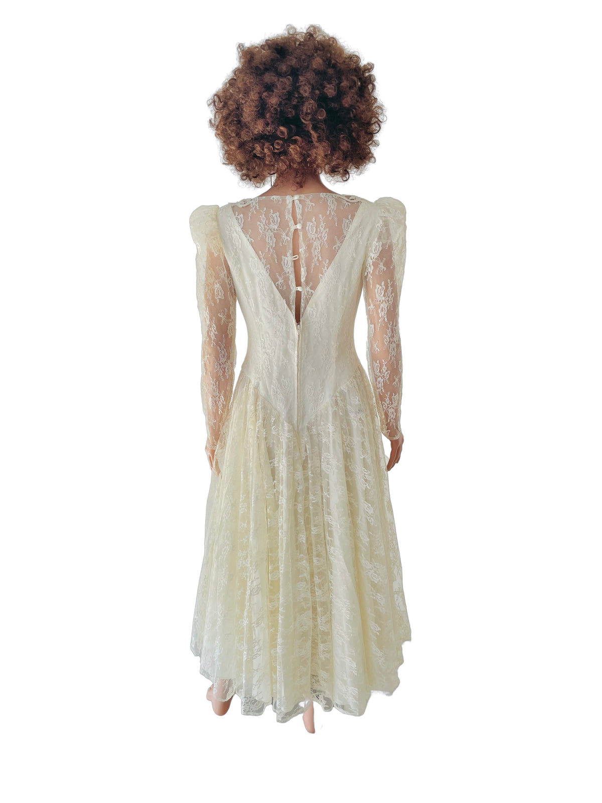 Rent Vintage Wedding Dress