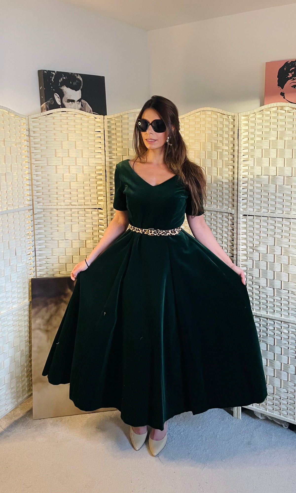 RENT Vintage Emerald Green Velvet Maxi Dress – WearMyWardrobeOut RENT Vintage Emerald Green Velvet Maxi Dress – WearMyWardrobeOut