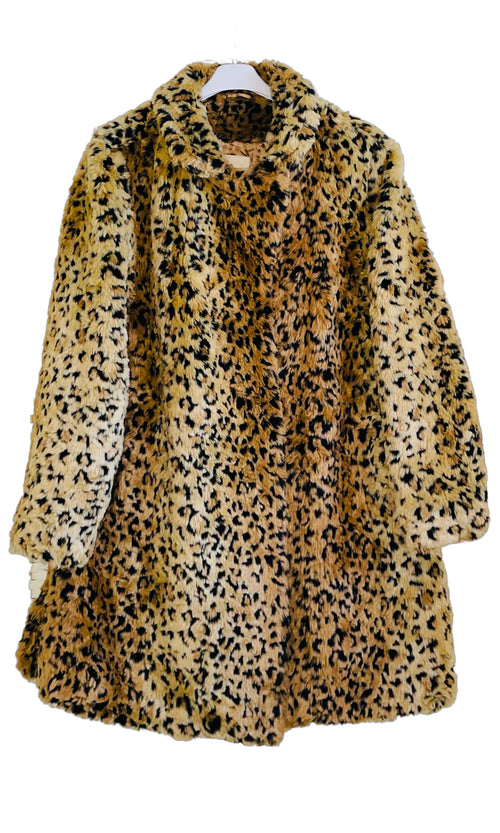 Rent vintage leopard faux fur coat
